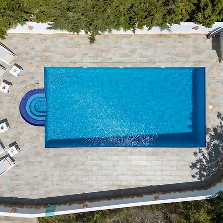 Villa Vermell By Abahana